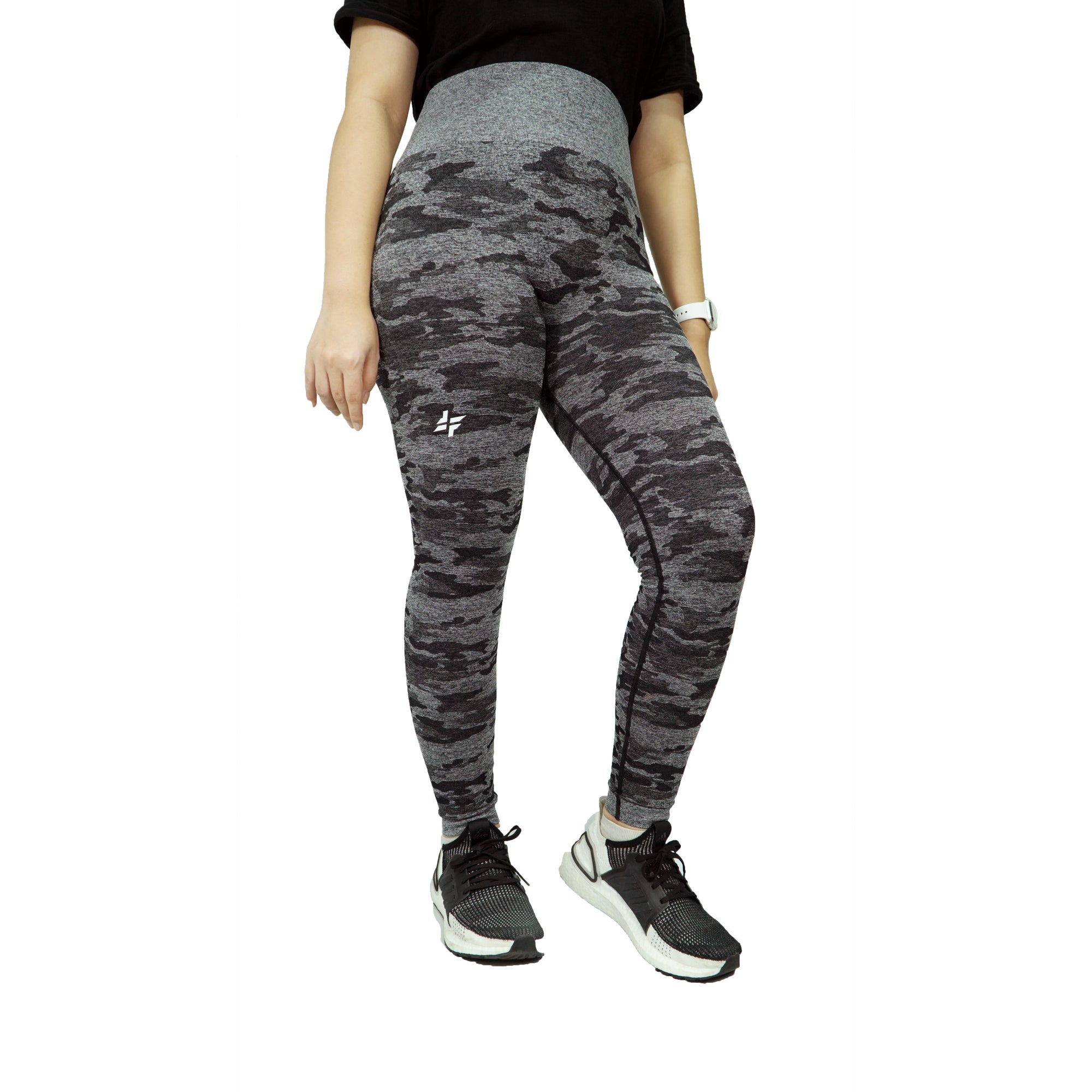 seamless camo leggings